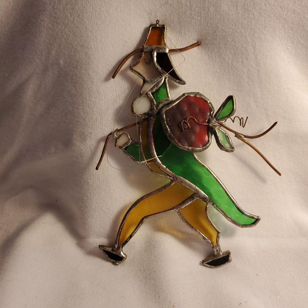 HANDMADE STAINED GLASS ORNAMENT. 5 IN TALL .